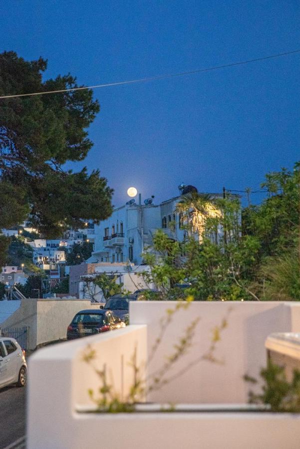 Sunny Bay Villa Agia Marina  Dış mekan fotoğraf