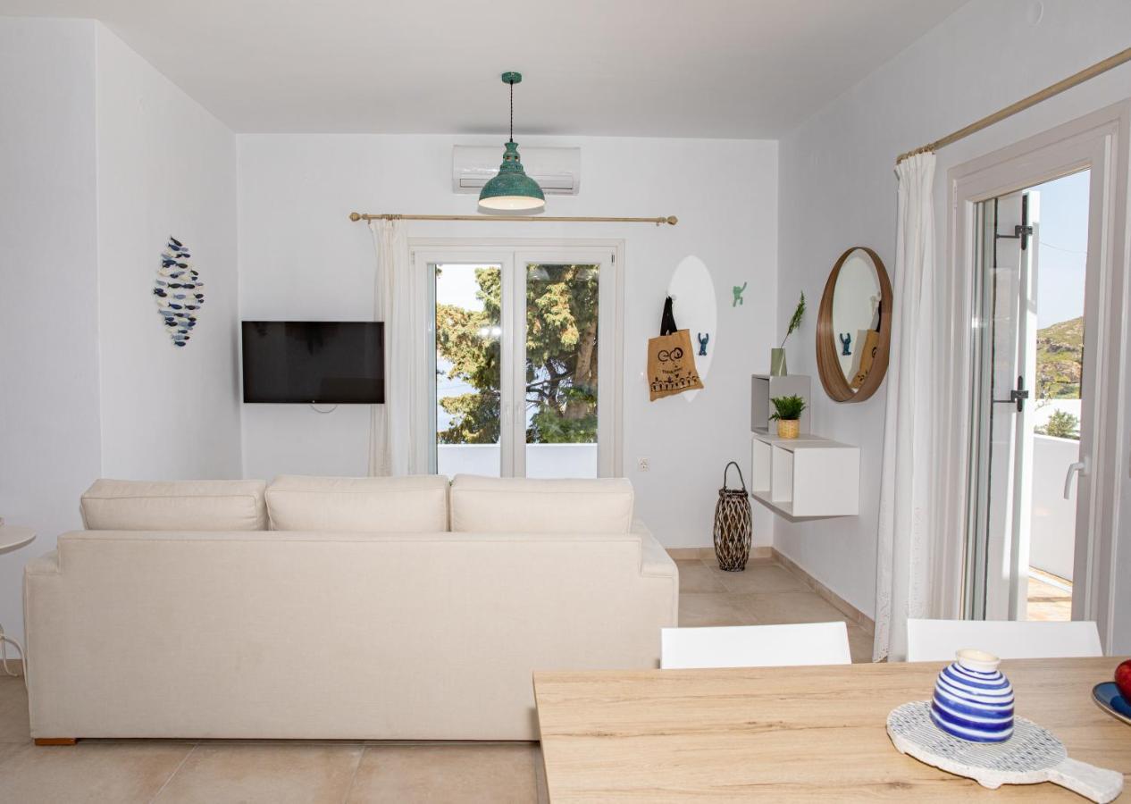 Sunny Bay Villa Agia Marina  Dış mekan fotoğraf
