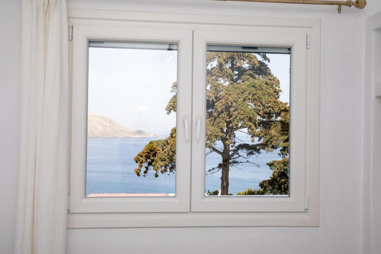 Sunny Bay Villa Agia Marina  Dış mekan fotoğraf