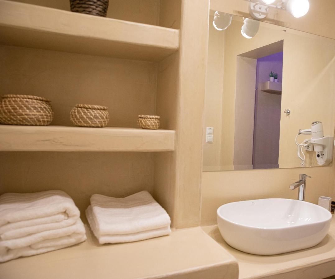 Sunny Bay Villa Agia Marina  Dış mekan fotoğraf