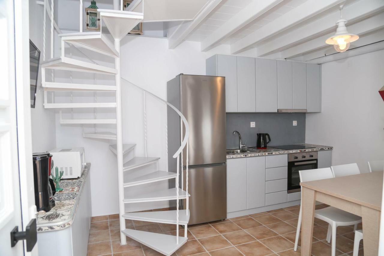 Sunny Bay Villa Agia Marina  Dış mekan fotoğraf